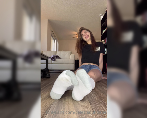 Phoebe aka Celestialphoebe OnlyFans - What do you think of my feet in socks