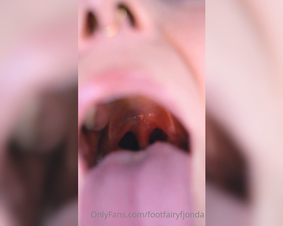 Freaky Fjonda aka Freakyfjondaxxx OnlyFans - As you have votedhere an UVULA video for you