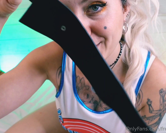 Freaky Fjonda aka Freakyfjondaxxx OnlyFans - LOLA BUNNY ROLEPLAY + FJ + CUM + masturbation LOLA is tying to a chair and making you cum with her