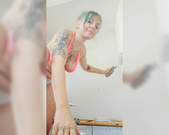 Freaky Fjonda aka Freakyfjondaxxx OnlyFans - (Swipe for video) I went painting at my friends yesterday and the neighbours kept looking what I a 6