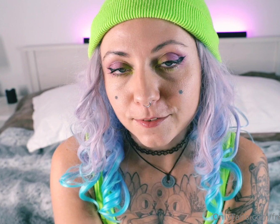 Freaky Fjonda aka Freakyfjondaxxx OnlyFans - Cum on my face