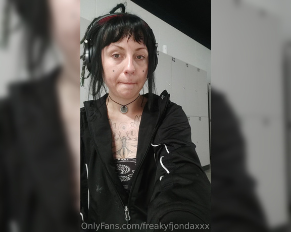 Freaky Fjonda aka Freakyfjondaxxx OnlyFans - So freaking soakeddddd