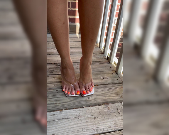 Queenjodiieetoes aka Prettyfeetonly1800 OnlyFans - This Pedi Is Becoming My Favorite