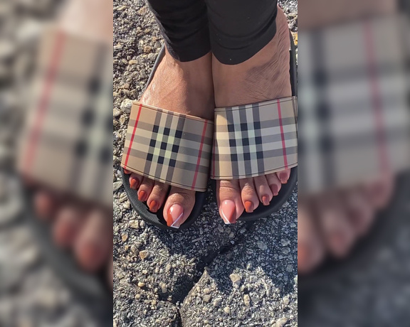 Queenjodiieetoes aka Prettyfeetonly1800 OnlyFans - Since The Sun Shining Ima Let Em Shine