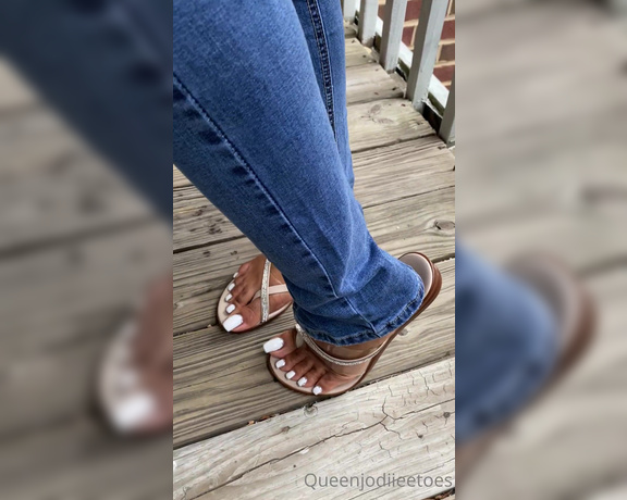 Queenjodiieetoes aka Prettyfeetonly1800 OnlyFans - Come Enjoy Nature With