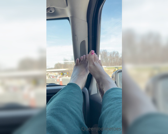 Queenjodiieetoes aka Prettyfeetonly1800 OnlyFans - The Sun Kissed Toes