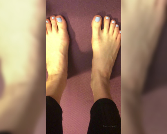 Sybil Fury aka Sybil_fury OnlyFans - A special yoga POV foot clip for all you foot lovers What do you think of My new color