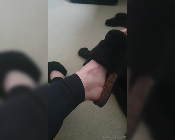 The Foot Queen of England aka Queengf90premium OnlyFans - Slipper saturdays