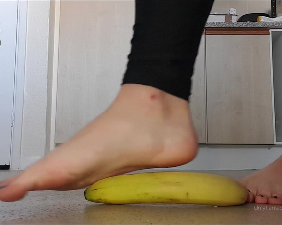 The Foot Queen of England aka Queengf90premium OnlyFans - Eat your fruit everyone!