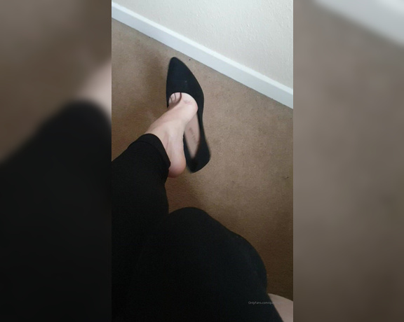 The Foot Queen of England aka Queengf90premium OnlyFans - 5db8a4a329d1e8b5ab44a