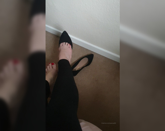 The Foot Queen of England aka Queengf90premium OnlyFans - 5db8a4a329d1e8b5ab44a