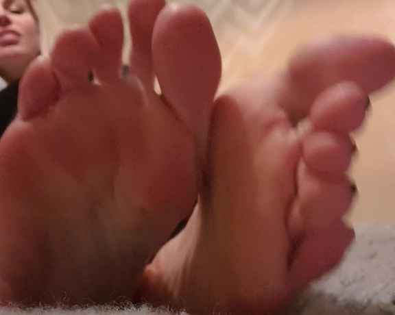 The Foot Queen of England aka Queengf90premium OnlyFans - 5dd44a5388c27a96a3bcf