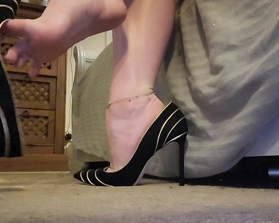 The Foot Queen of England aka Queengf90premium OnlyFans Video 980