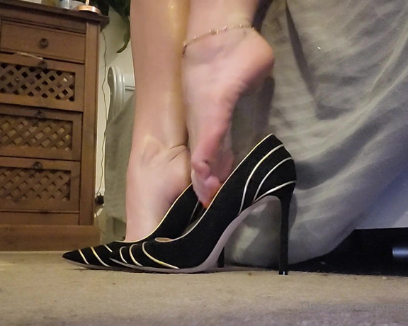 The Foot Queen of England aka Queengf90premium OnlyFans Video 980