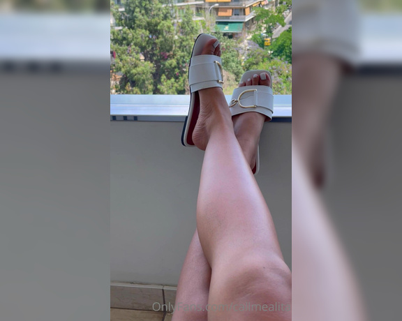 Alita aka Callmealita OnlyFans - Enjoying nice weather and a new pedi