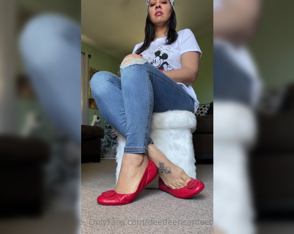 DeeDee aka Deedeericanfeet OnlyFans - As requested!!!!!!!! In some sexy red MK flats shoe play !!!