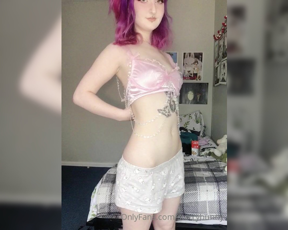 Starryfawnn OnlyFans - New hair! Teasing my body to you