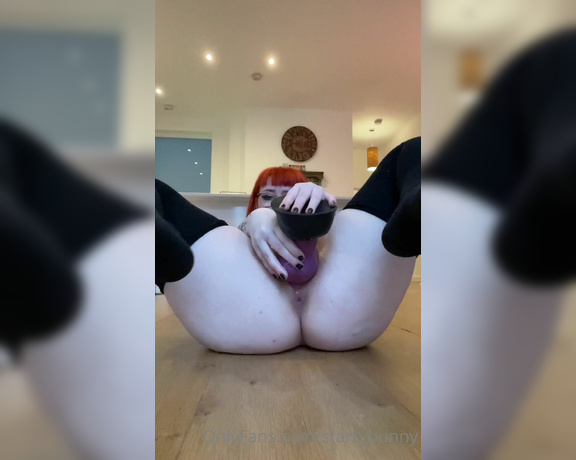 Starryfawnn OnlyFans - First try of my new knotted toy, sucking and trying to take the knot, I think I almost had it knotte