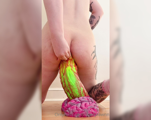 Starryfawnn OnlyFans - Full video with the XL Bad Dragon Gwar dildo! This toy is my biggest yet!