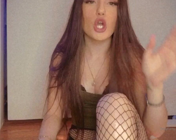 Princess Ava Feet aka Avarowen OnlyFans - Word of advice Nobody wants to see your tiny fucking shrimp dick Keep it in your pants where it bel