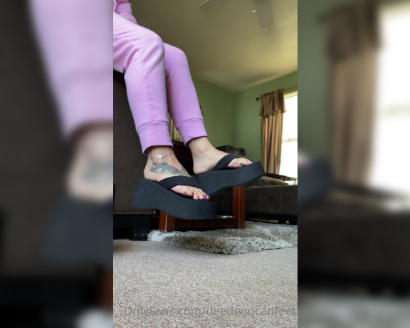 DeeDee aka Deedeericanfeet OnlyFans - As requested! Posting two vids today to catch up !  These r my famous platforms !