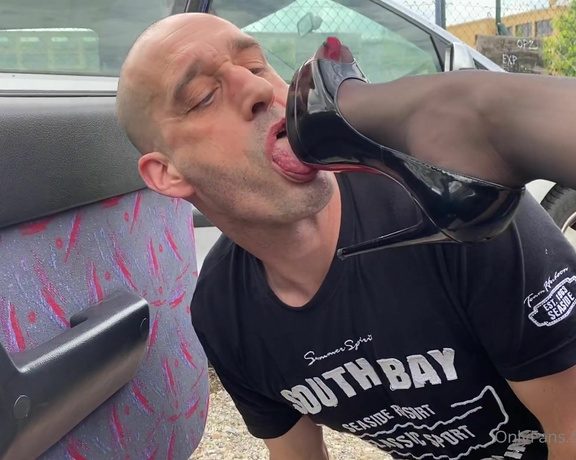 Sexy Lenas diary aka Lenasdiary OnlyFans - (146352179) My slave must lick my shoes clean in his ugly junk car