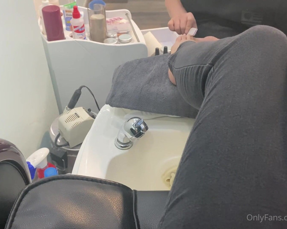 Sexy Lenas diary aka Lenasdiary OnlyFans - (128735190) Hey guys i was in nail salon today and i have new color now how do you like