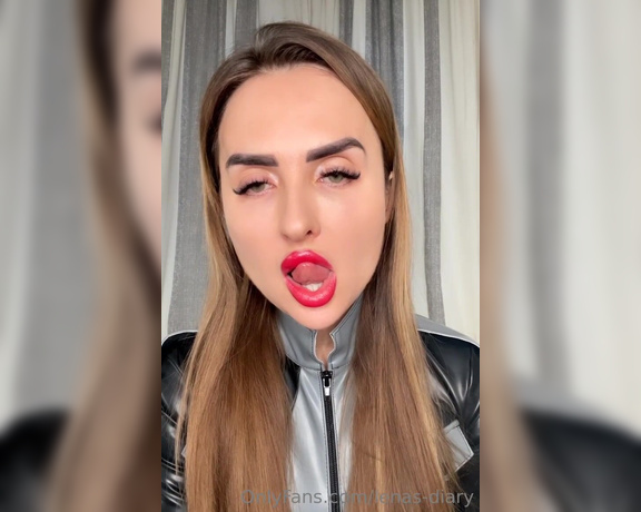 Sexy Lenas diary aka Lenasdiary OnlyFans - (517733930) Smoking Goddess