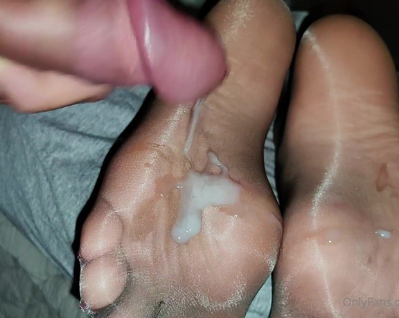 Sexy Lenas diary aka Lenasdiary OnlyFans - (671231497) HC Friday Clip  Cum On Shiny Nylon Feet