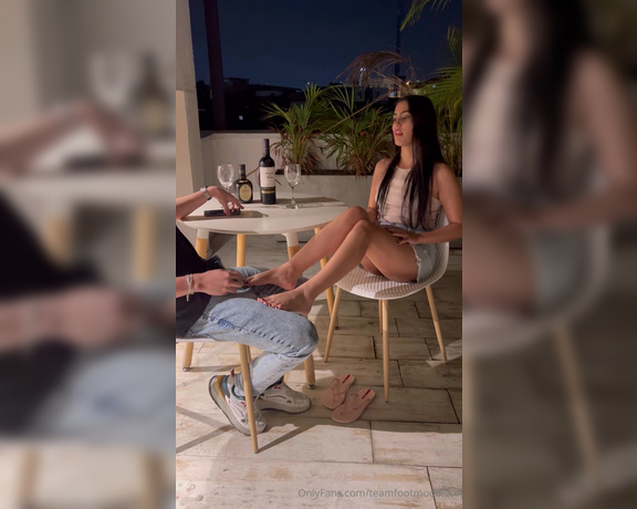 TeamfootmodelsCO aka Teamfootmodelsco OnlyFans - This video on the hotel terrace was delicious, while he was working I was seducing him with the flip