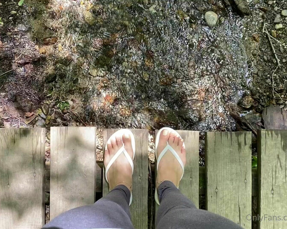 Linda Boo aka Lindabooxo OnlyFans - Went hiking todayy in flip flops ~ 3