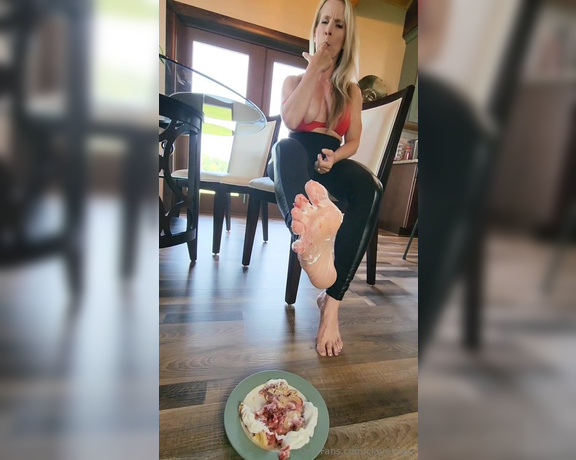 Claire Irons aka Claireirons OnlyFans - It is time to reward my footslave with a yummy pie, seasoned with fresh foot grime Eat up and then