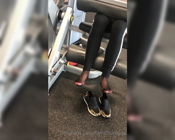 lilmizzunique aka Lilmizzunique OnlyFans - Gym workout today in my cheetah print gear layered in black nylons underneath feet were