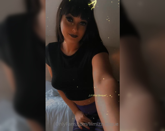 lilmizzunique aka Lilmizzunique OnlyFans - Bts in Indiana from your favorite lil devil xoxo