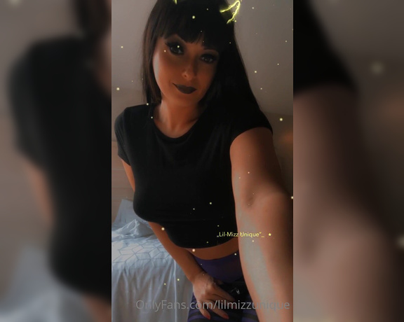 lilmizzunique aka Lilmizzunique OnlyFans - Bts in Indiana from your favorite lil devil xoxo