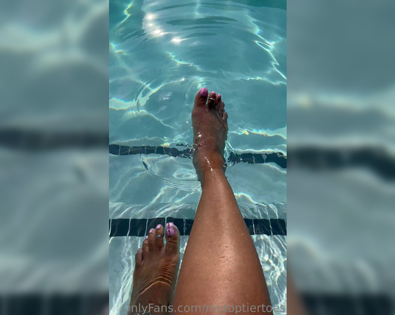 MyTopTierToes aka Mytoptiertoes OnlyFans - Come join me for sun and fun!