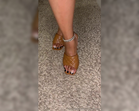 MyTopTierToes aka Mytoptiertoes OnlyFans Video 683