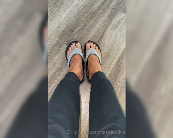 Nikki Ashton aka Eroticnikki OnlyFans - Hey lovers! I picked up some new blingy flip flops today Whatcha’ think