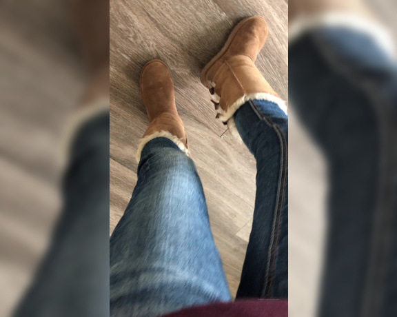 Nikki Ashton aka Eroticnikki OnlyFans - Would ya love to be snug as a bug in My ugg