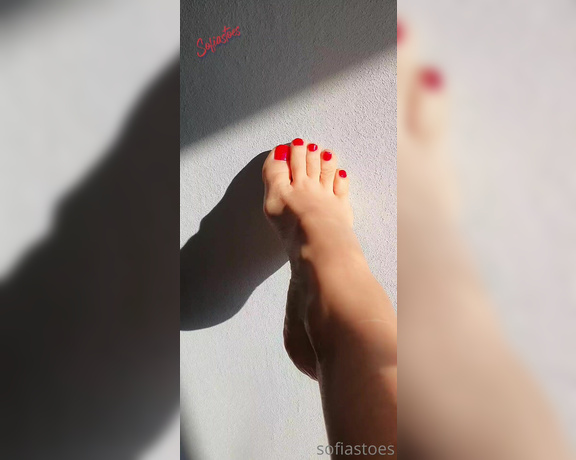 Sofiastoe aka Sofiastoes OnlyFans - Playfully cherry toes Good morning