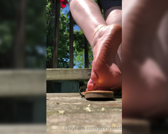 Jennysfeetelysium aka Jennysfeet OnlyFans - New flip flops and anklets