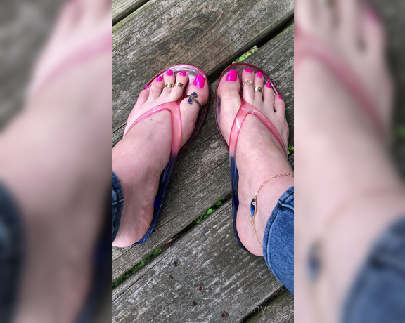 Jennysfeetelysium aka Jennysfeet OnlyFans - Super cute flip flops 5