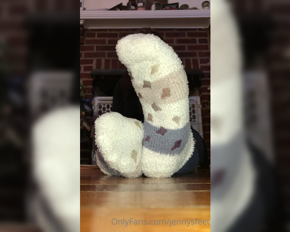 Jennysfeetelysium aka Jennysfeet OnlyFans - These are my fuzzy stinky house socks