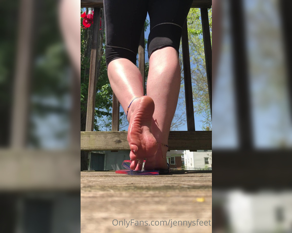 Jennysfeetelysium aka Jennysfeet OnlyFans - Beautiful warm sunny day just got back from walking my dog Hope everyone is enjoying the rest