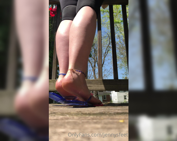 Jennysfeetelysium aka Jennysfeet OnlyFans - Beautiful warm sunny day just got back from walking my dog Hope everyone is enjoying the rest