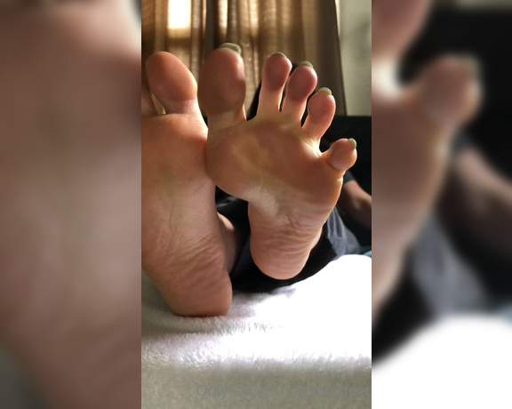 Jennysfeetelysium aka Jennysfeet OnlyFans - After working 12 hours my feet are sweaty and smelly! Massage them, lick them, suck each toe, inhale