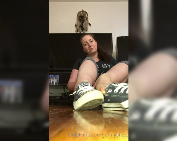 Jennysfeetelysium aka Jennysfeet OnlyFans - Worship my sexy sweaty stinky converse feet after running errands all day