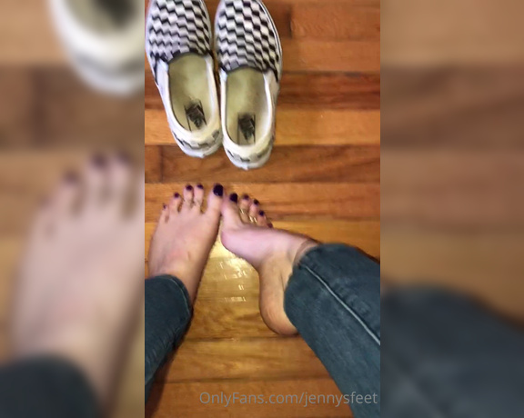 Jennysfeetelysium aka Jennysfeet OnlyFans - Look at my sweaty toe prints in these vans! After shopping sweaty feet