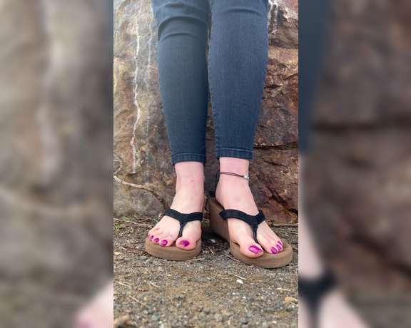 Jennysfeetelysium aka Jennysfeet OnlyFans - Beautiful day by the ocean