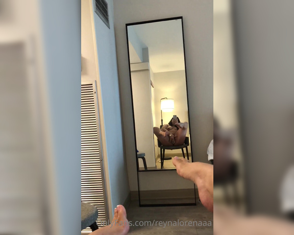 ReynaLorenaaa aka Reynalorenaaa OnlyFans - Foot tease and masterbation in the mirror w dirty talk about my sexy feet